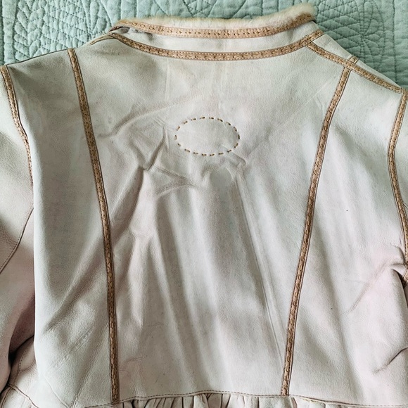 FENDI Shearling Coat - Picture 8 of 8